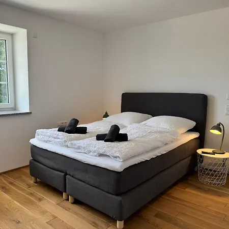 Lägenhet Stilvolle Nahe Biberach & Laupheim Bis Zu 4 Gaeste Mit 2 Schlafzimmer *