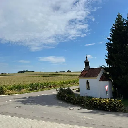 Stilvolle Nahe Biberach & Laupheim Bis Zu 4 Gaeste * Шеммерхофен